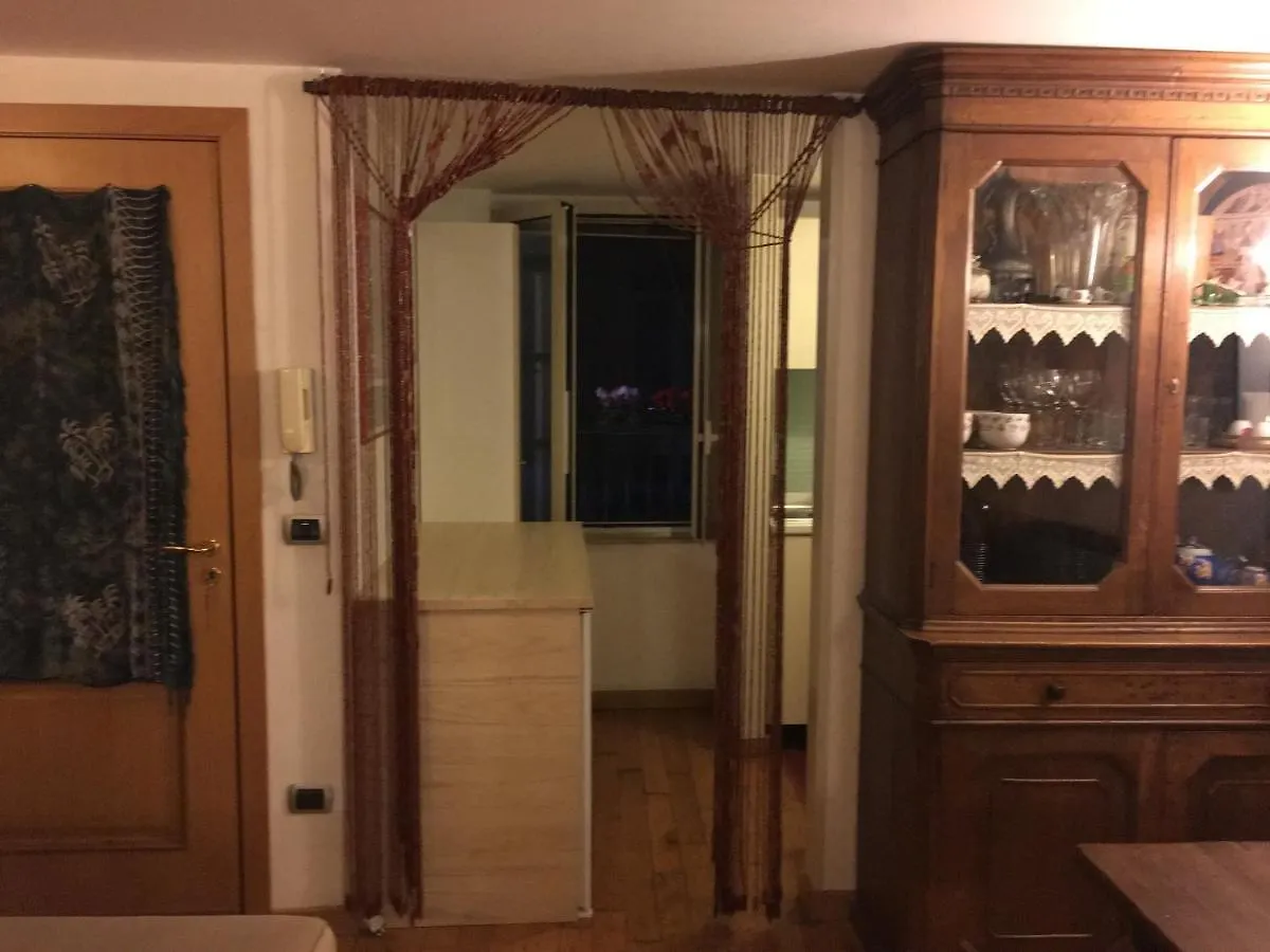 B&B Trieste&Trento Naples 0*,  Italy